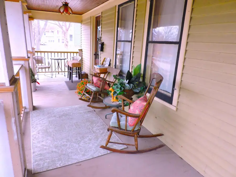 516 Riverside DRIVE, Fort Atkinson, WI 53538 - #2