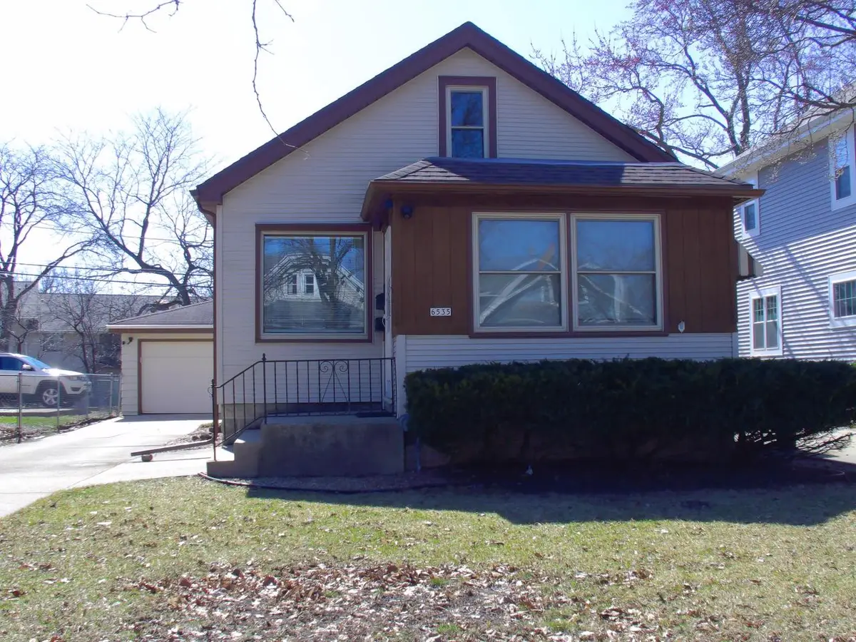 6535 Powell PLACE, Wauwatosa, WI 53213 - #1