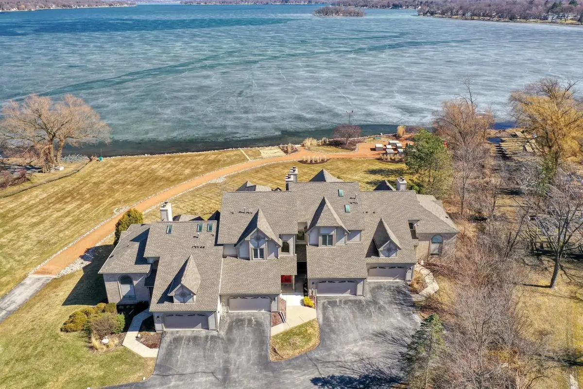 N24W30375 Crystal Springs DRIVE, Pewaukee, WI 53072 - #1