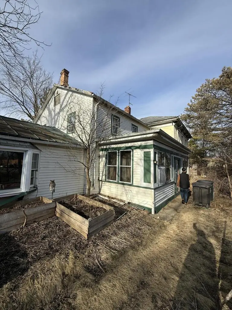 143 Waukesha ROAD, Eagle, WI 53119 - #1