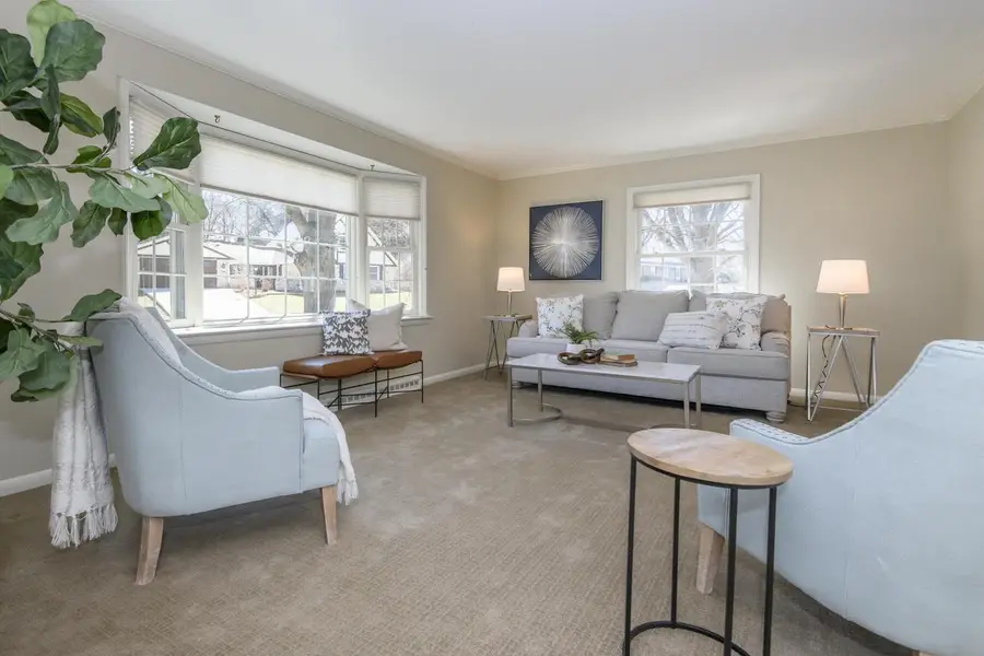 616 Westminster DRIVE, Waukesha, WI 53186 - #2