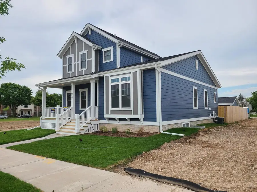 2034 N 13th STREET, Milwaukee, WI 53205 - #3