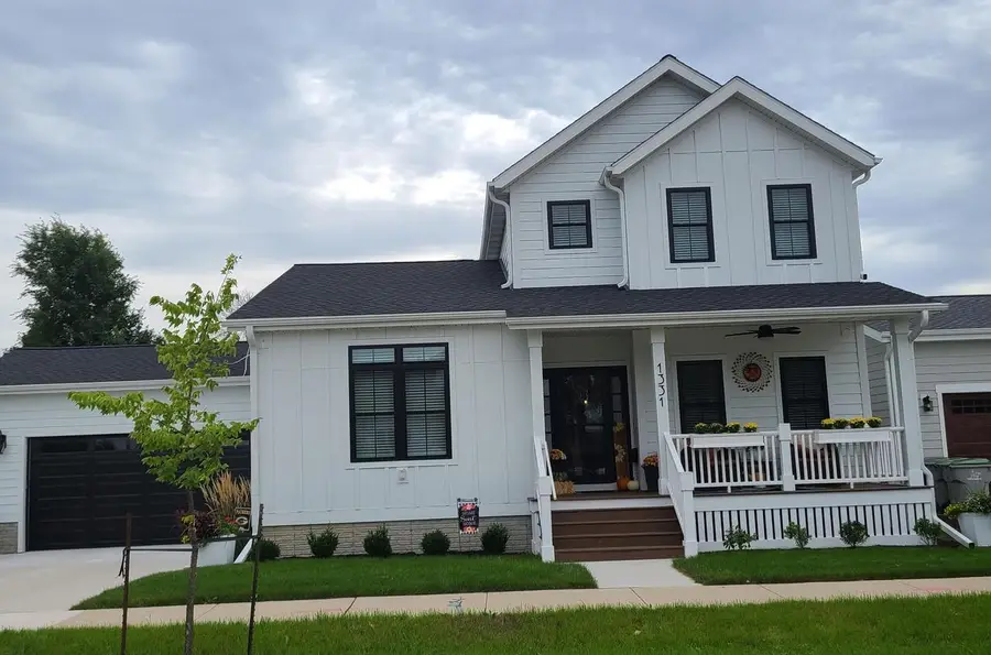 1607 N 21st STREET, Milwaukee, WI 53205 - #3