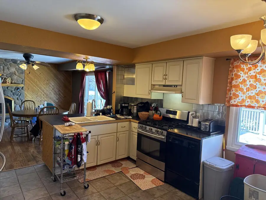 1134 Bluebird LANE, Union Grove, WI 53182 - #3