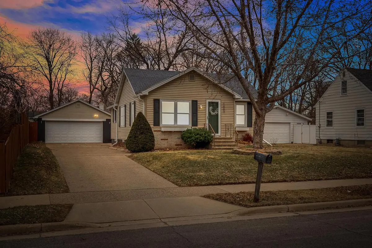 1007 Wilson STREET, Onalaska, WI 54650 - #1