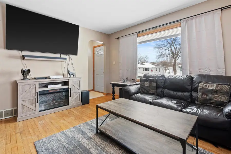 915 Carol STREET, Watertown, WI 53094 - #2