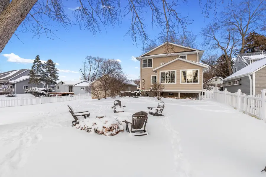 W269N2723 Lelah AVENUE, Pewaukee, WI 53072 - #3