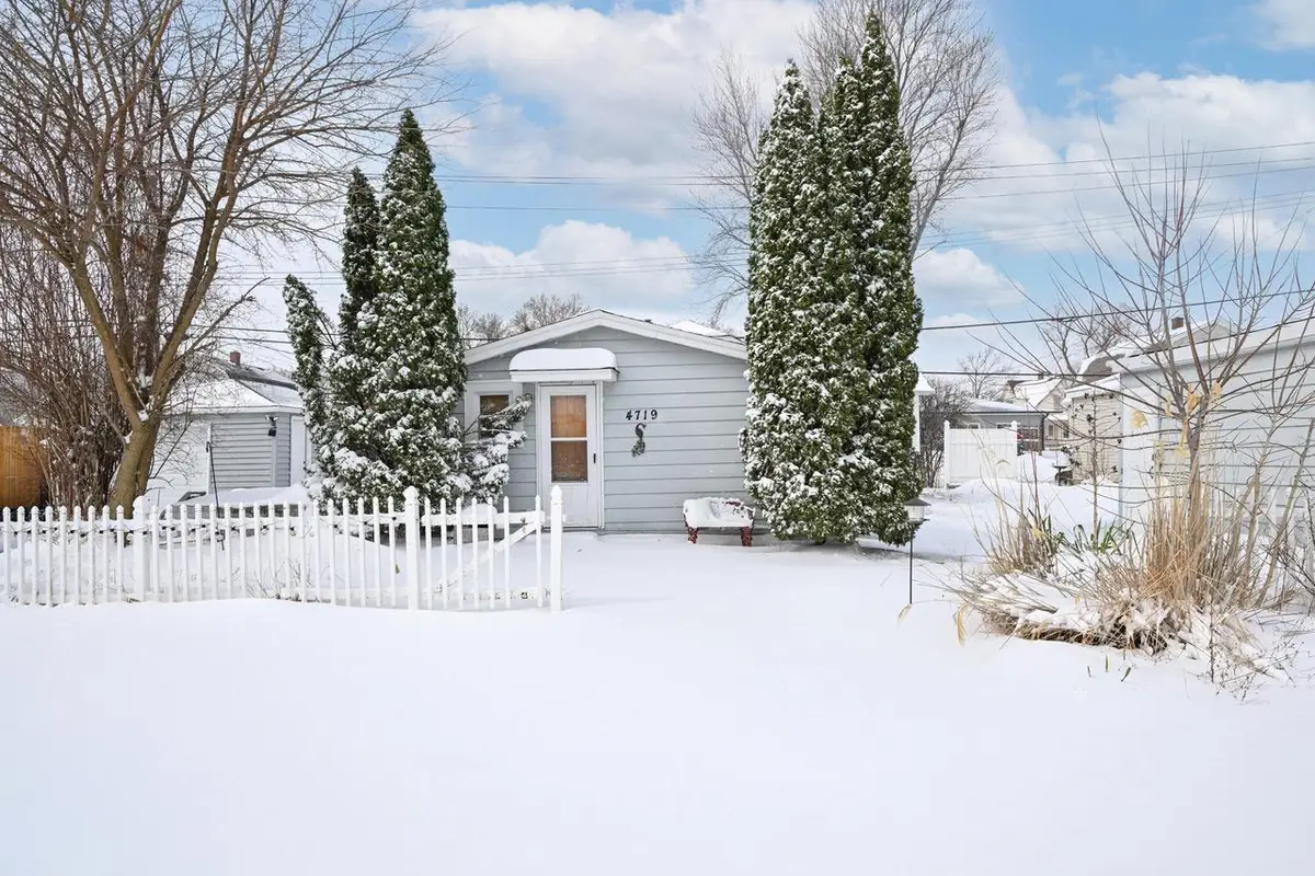 4719 N 126th STREET, Butler, WI 53007 - #1