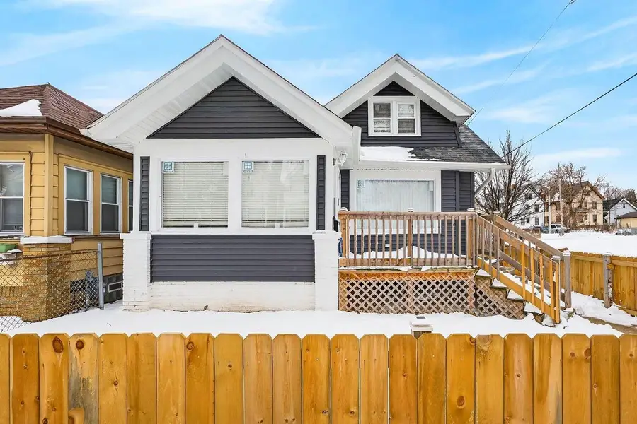 3299 N 9th STREET, Milwaukee, WI 53206 - #2