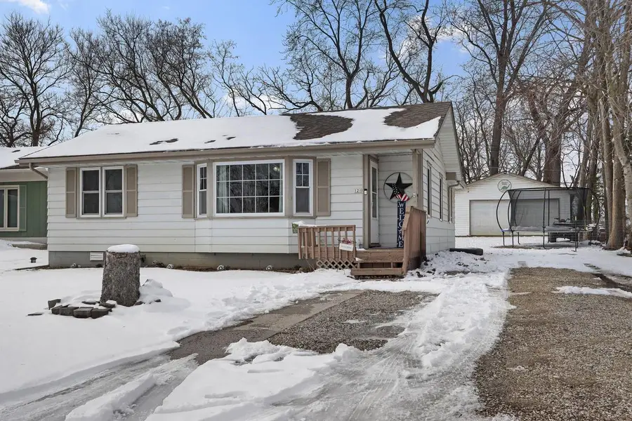 121 Oak LANE, Twin Lakes, WI 53181 - #2