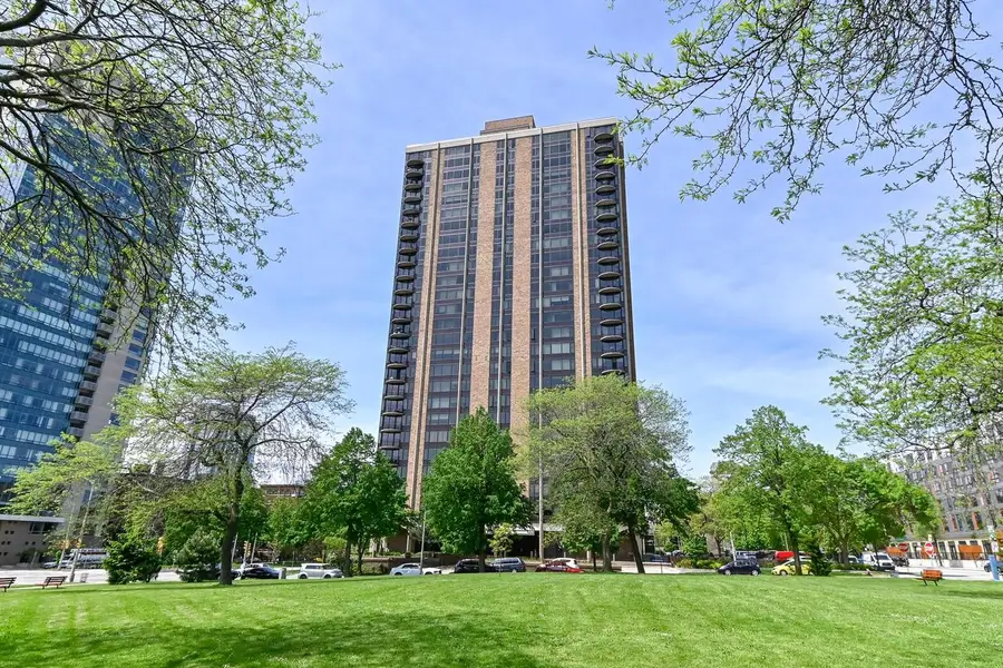 929 N Astor STREET #1506-08, Milwaukee, WI 53202 - #3