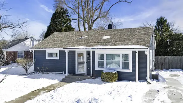 3211 Lakeview CIRCLE, Racine, WI 53402