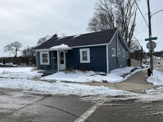 136 N Jefferson STREET, Whitewater, WI 53190 - #3