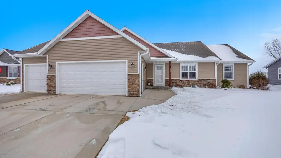 538 T-Bird DRIVE, Fond Du Lac, WI 54935 - #3