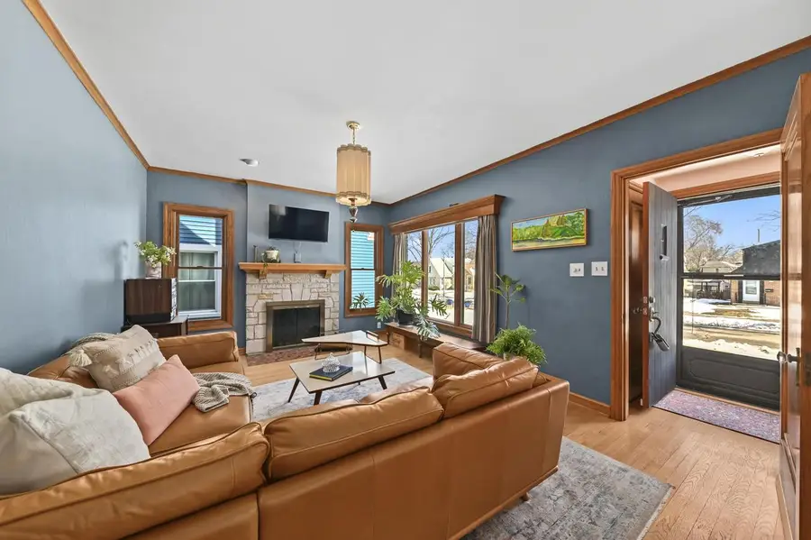 2877 S 46th STREET, Milwaukee, WI 53219 - #3