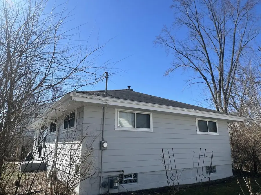 6827 N 44th STREET, Milwaukee, WI 53223 - #2