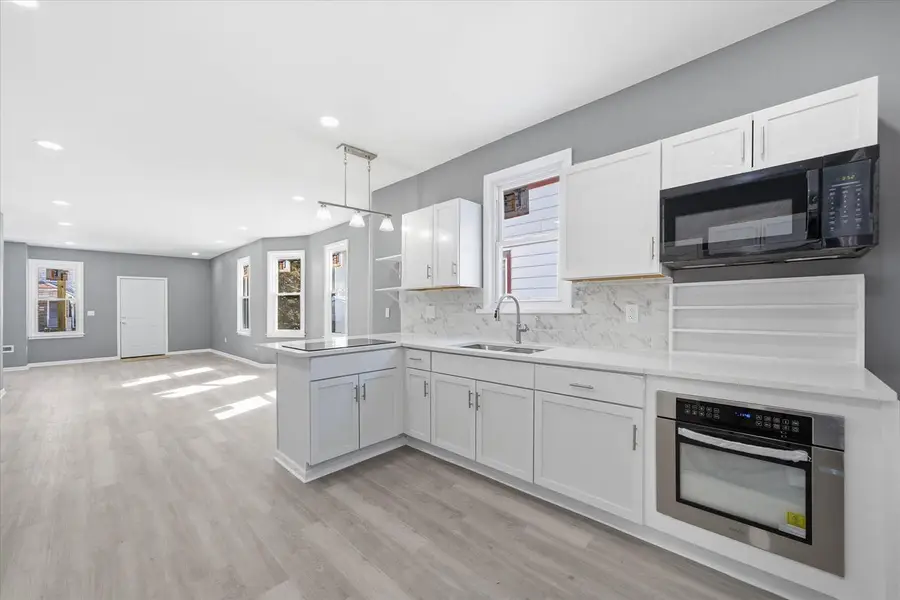 3341 N Richards STREET, Milwaukee, WI 53212 - #2