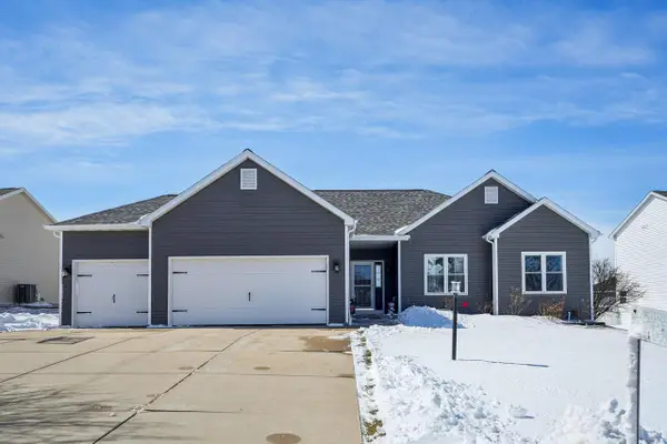 N8333 Whippoorwill ROAD, Ixonia, WI 53036