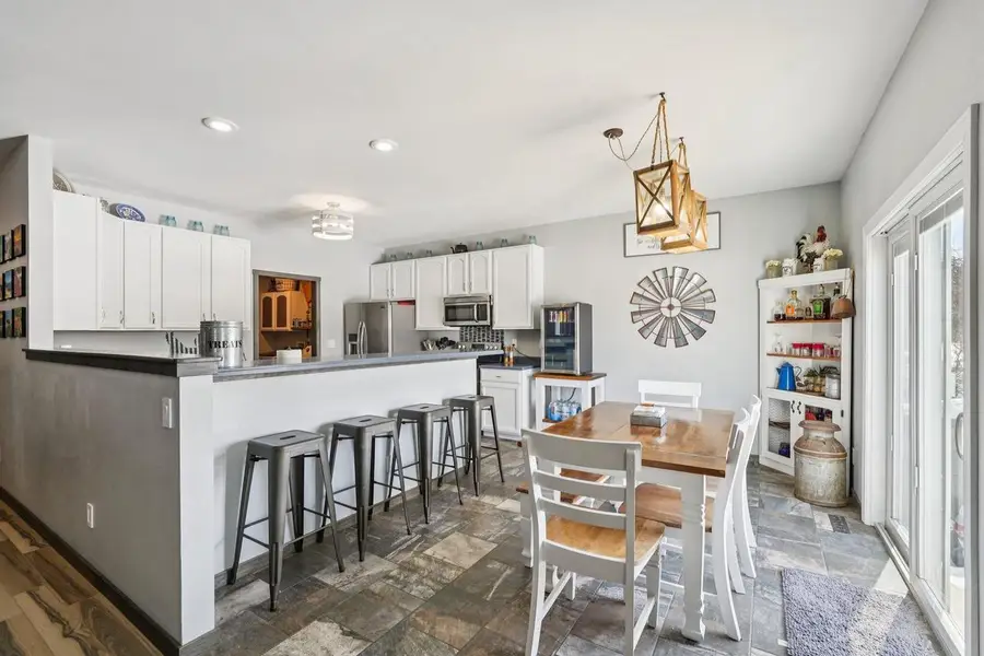 N8333 Whippoorwill ROAD, Ixonia, WI 53036 - #2