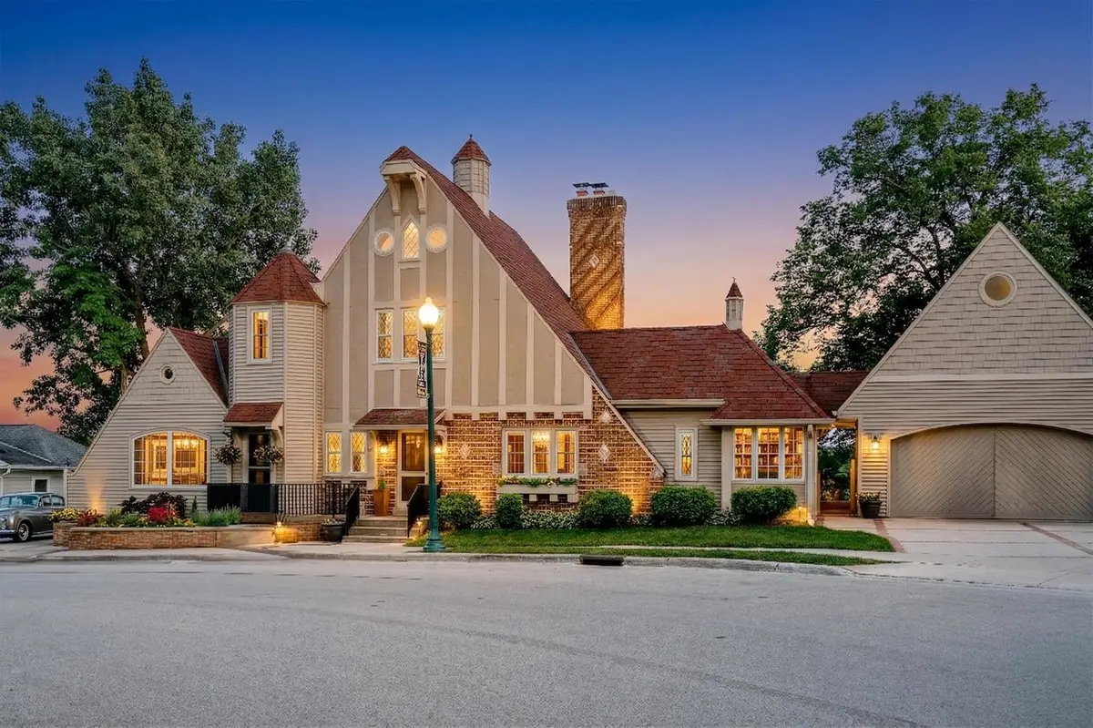 281 S Lake STREET, Elkhart Lake, WI 53020 - #1