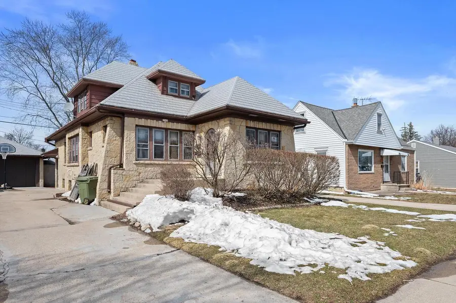 3349 92nd STREET, Milwaukee, WI 53222 - #2
