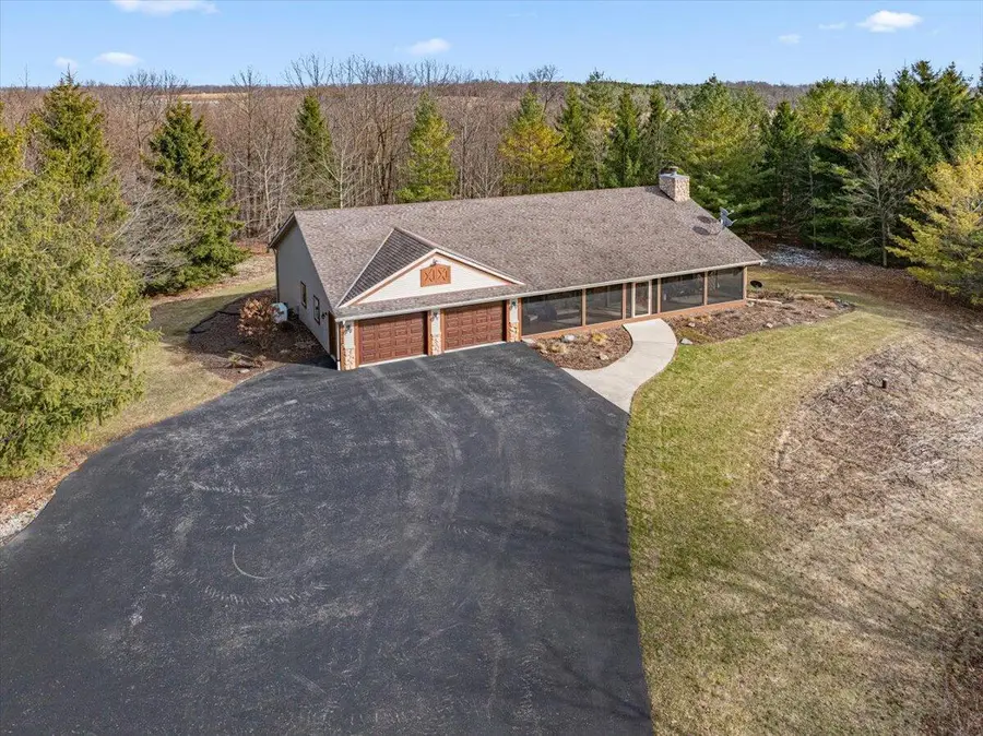 N5968 County Road P, Mayville, WI 53050 - #3