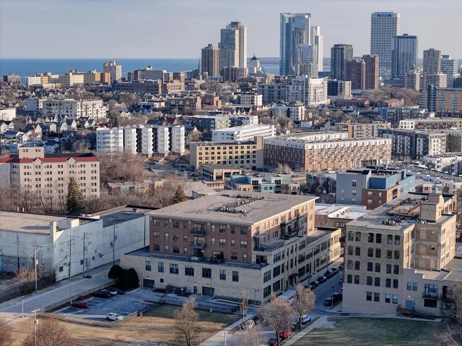 503 Westminster DRIVE, Waukesha, WI 53186 - #3