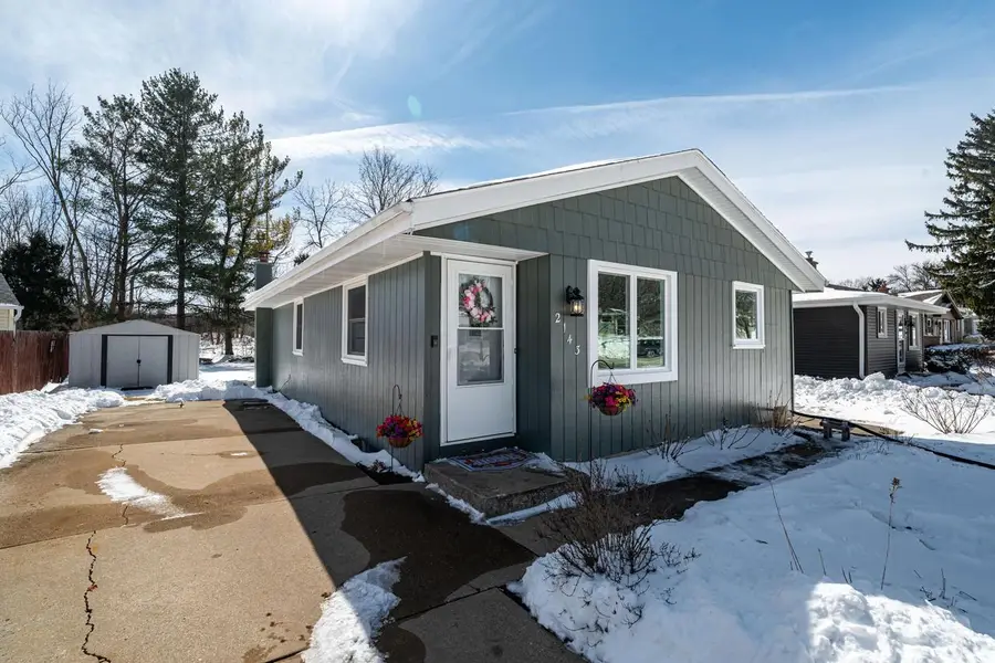 2143 MacArthur ROAD, Waukesha, WI 53188 - #2