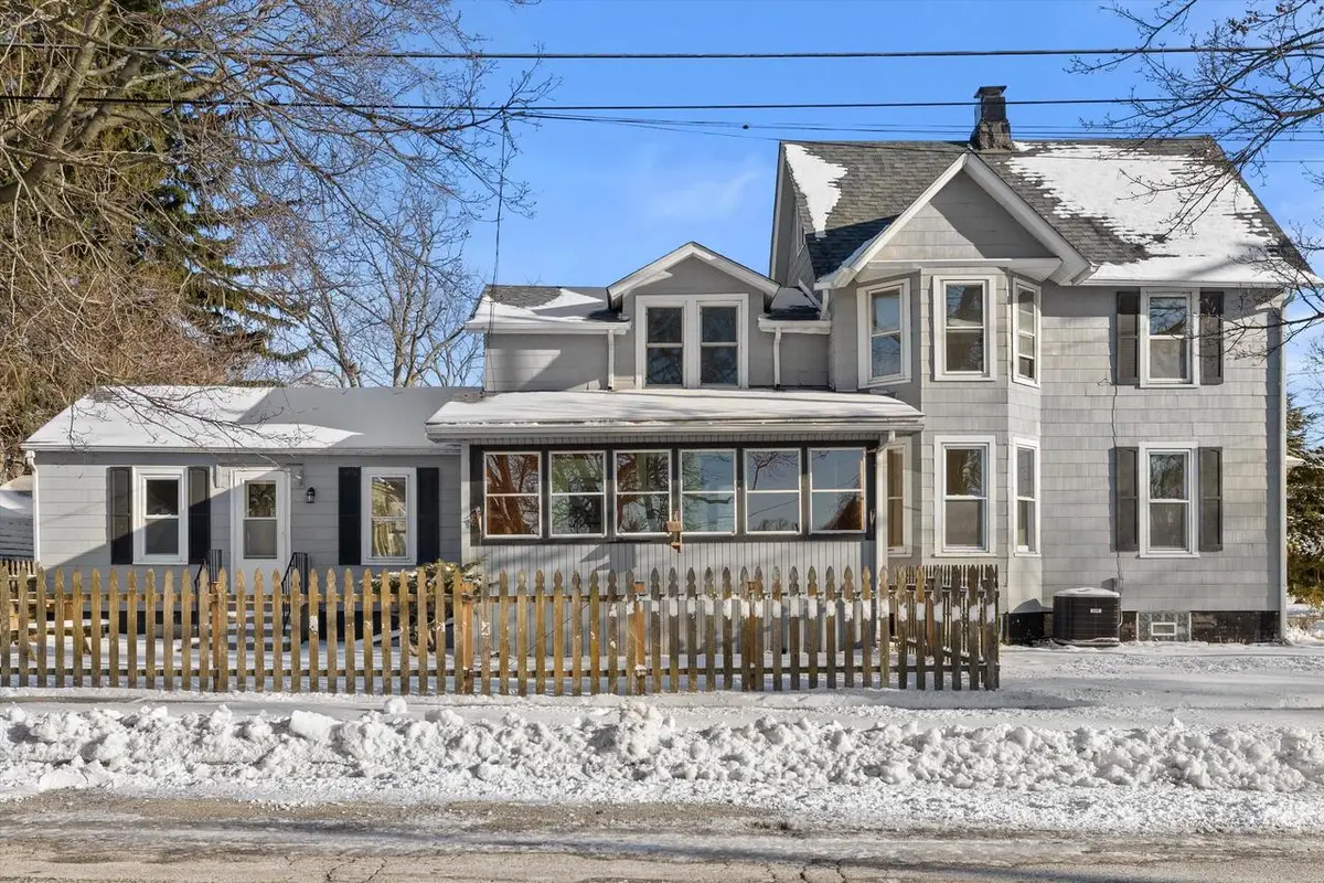 6036 3rd AVENUE, Kenosha, WI 53143 - #1