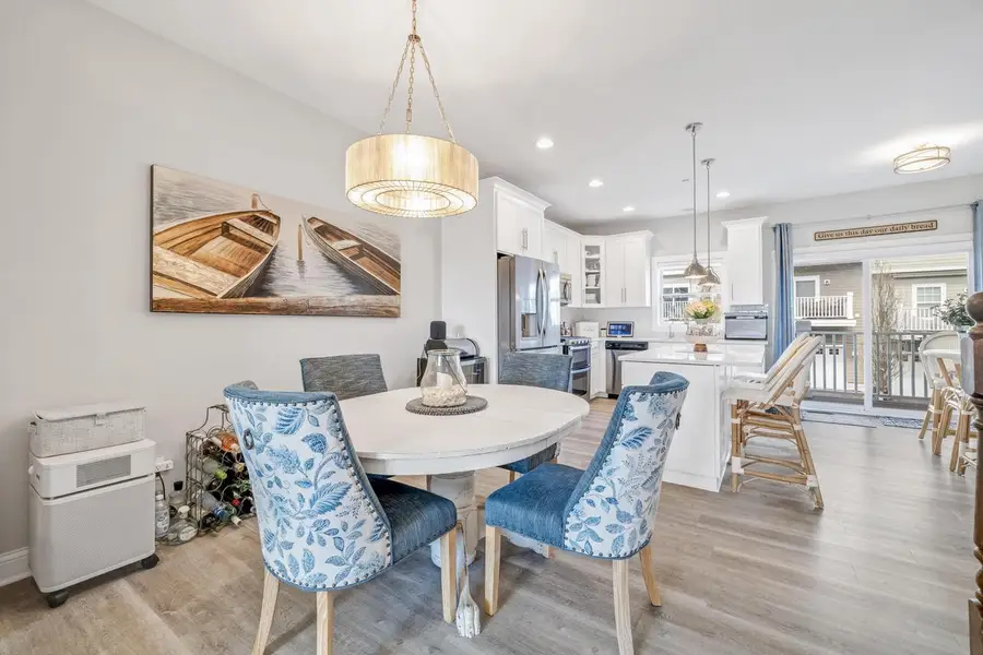 190 Third AVENUE, Fontana, WI 53125 - #3