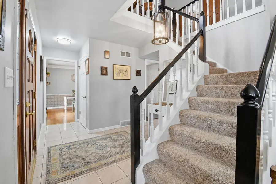 4870 S 122nd STREET, Greenfield, WI 53228 - #2