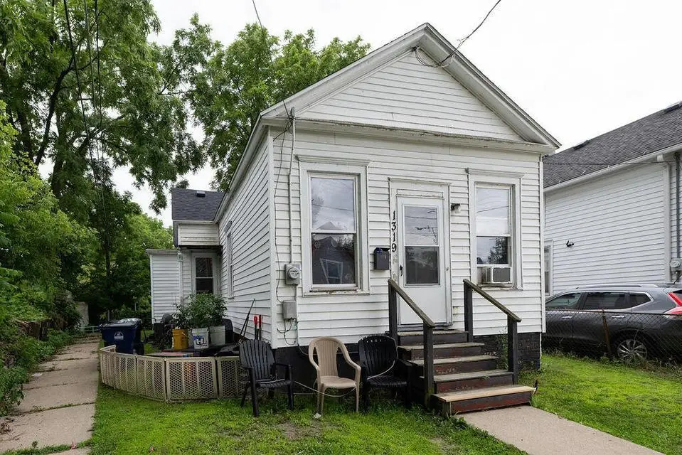 1319 Maple STREET, Racine, WI 53404 - #1