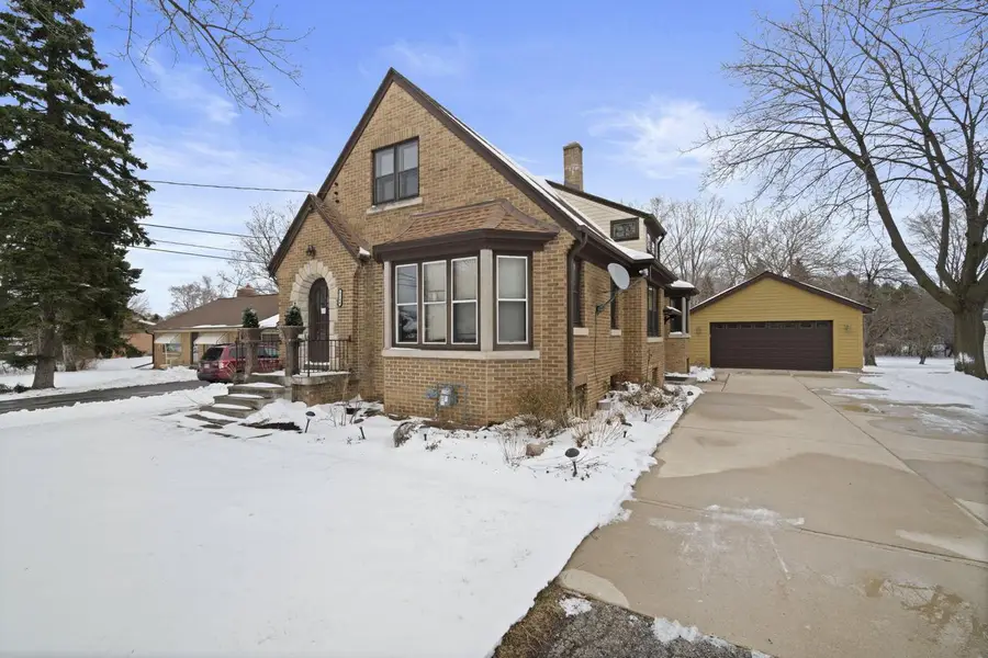 5144 S 43rd STREET, Greenfield, WI 53220 - #2