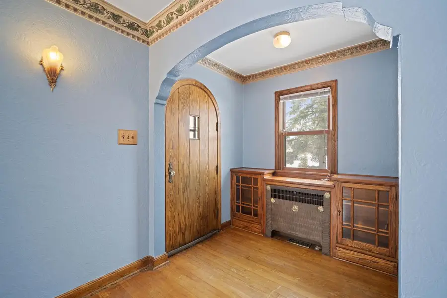 5144 S 43rd STREET, Greenfield, WI 53220 - #3