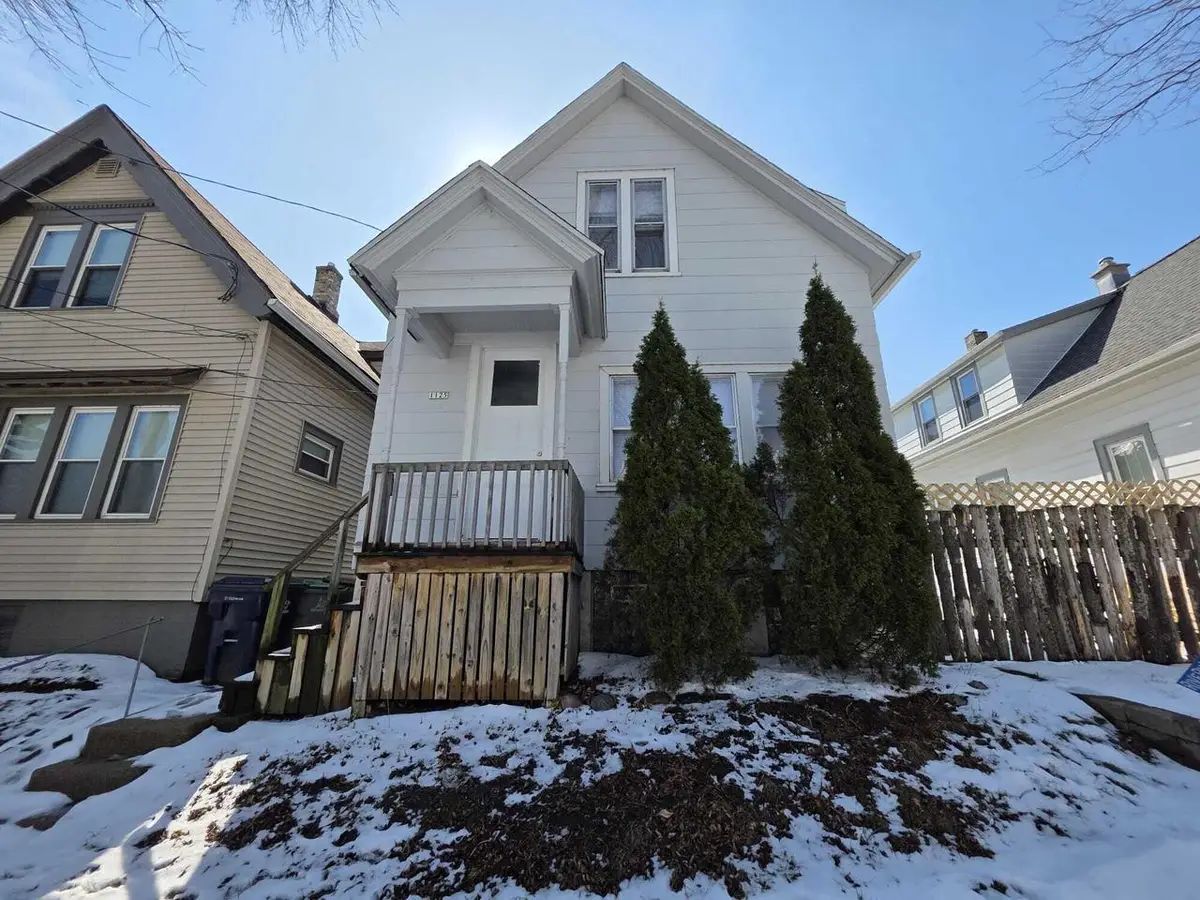 1125 Clarke STREET, Milwaukee, WI 53212 - #1