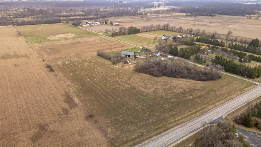1602 State Highway 60, Jackson, WI 53037 - #3