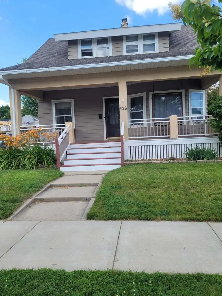 426 E Pleasant STREET, Oconomowoc, WI 53066 - #2