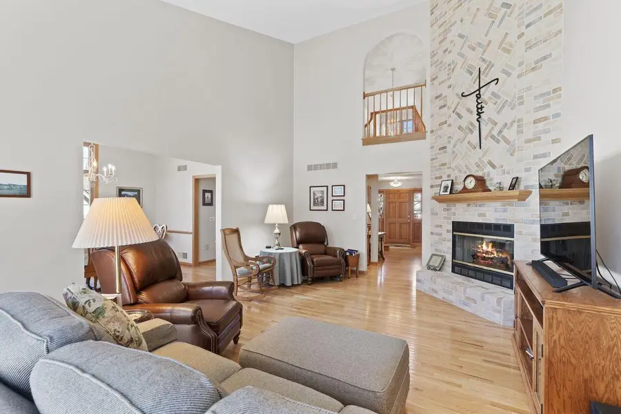 565 McPride LANE #B, Brookfield, WI 53045 - #3