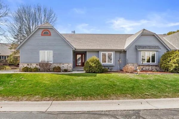 308 King William COURT, Waukesha, WI 53186