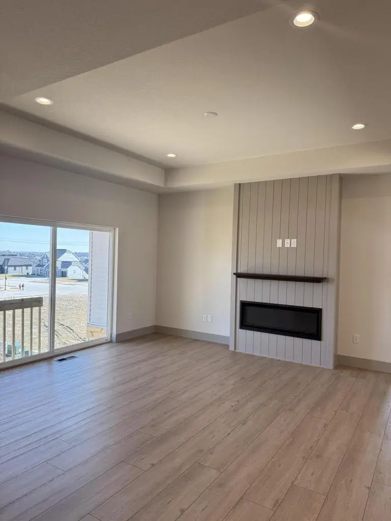 109 Olde Howell COURT, Waukesha, WI 53186 - #3