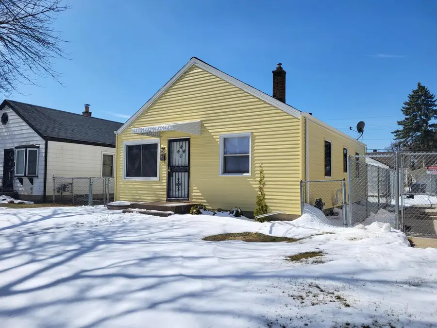3931 N 70 Th St STREET, Milwaukee, WI 53216 - #2