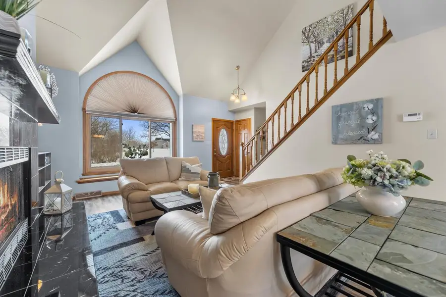 2900 E Honeysuckle DRIVE, Oak Creek, WI 53154 - #3