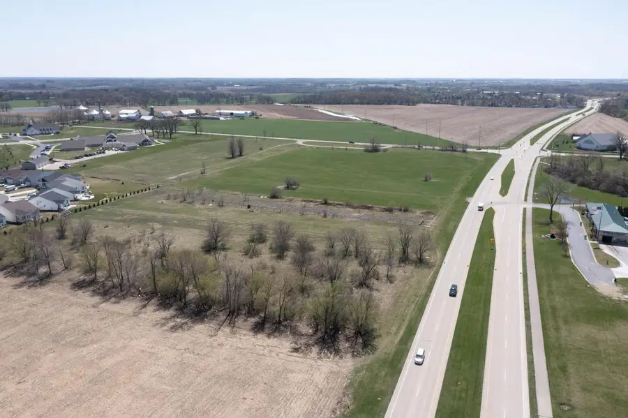 1103 S EDWARDS BOULEVARD, Lake Geneva, WI 53147 - #3