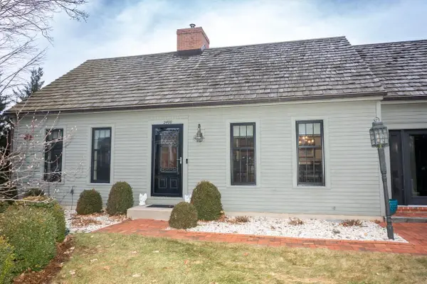 2400 W Cherokee DRIVE, Appleton, WI 54914