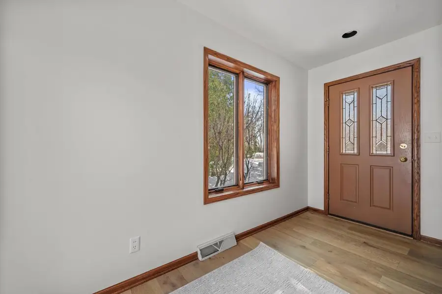 N80W13596 River Park DRIVE #16/3/E, Menomonee Falls, WI 53051 - #2