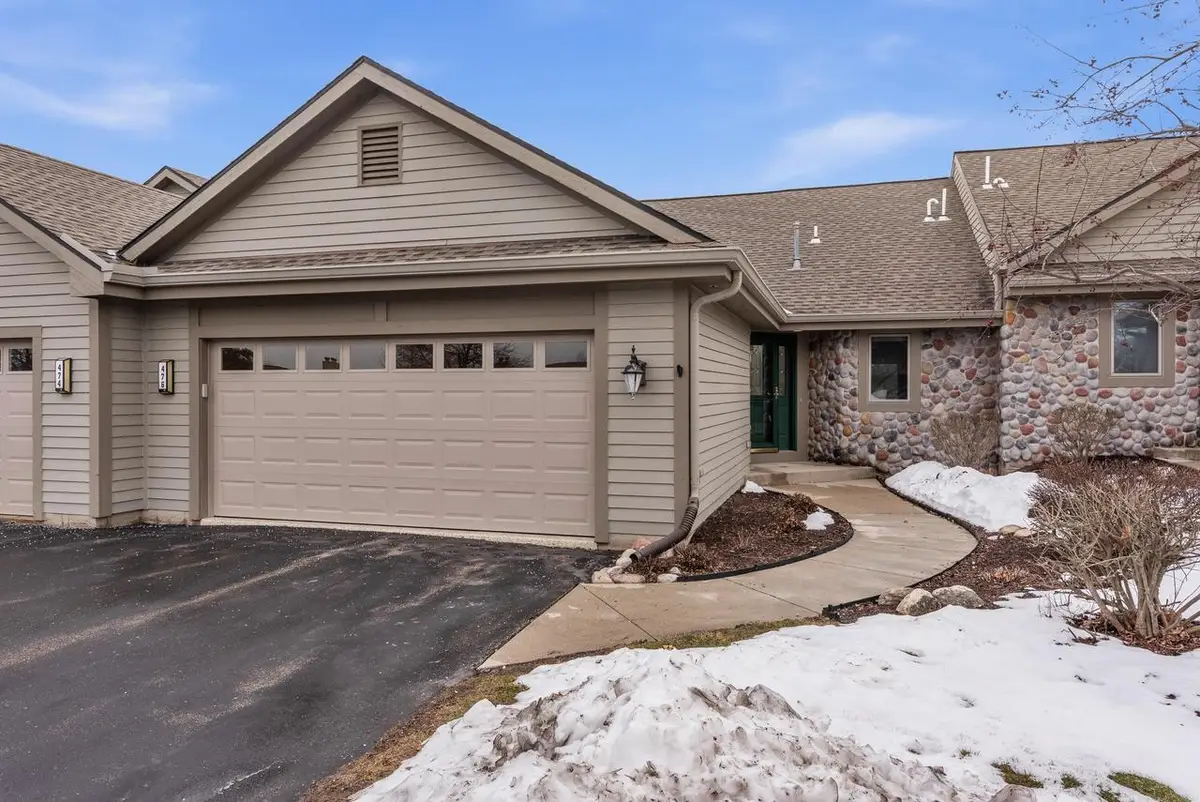 476 Oak Ridge DRIVE #3, Hartland, WI 53029 - #1