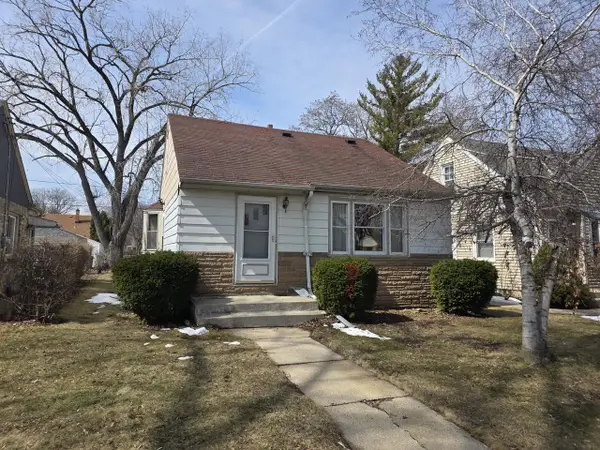 3029 N 88th STREET, Milwaukee, WI 53222