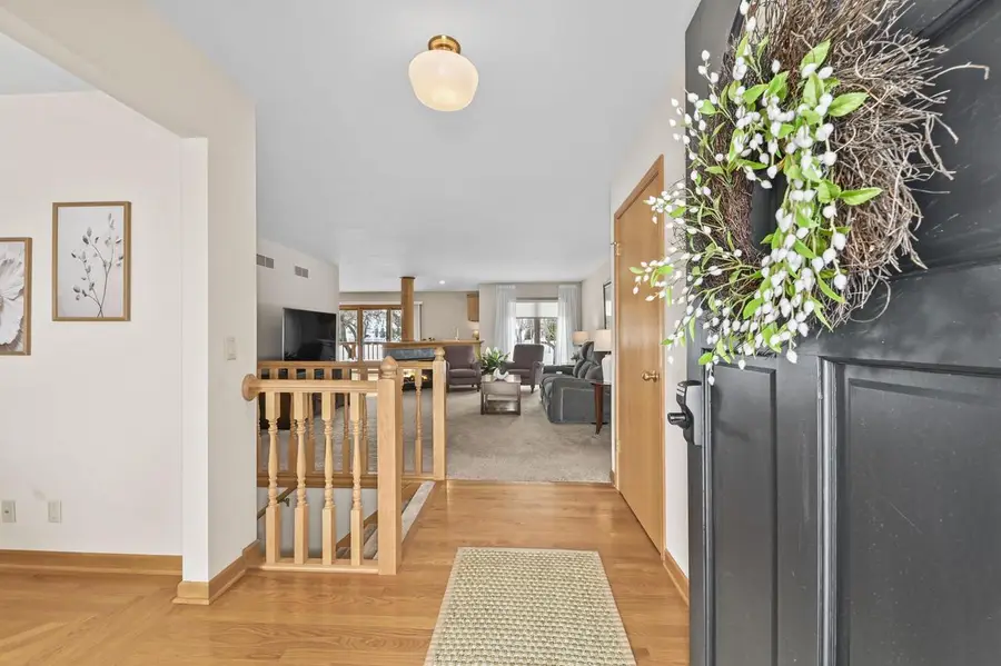 11625 W Sunset LANE, Greenfield, WI 53228 - #3