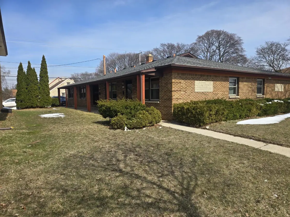 4810 N 66th STREET, Milwaukee, WI 53218 - #1