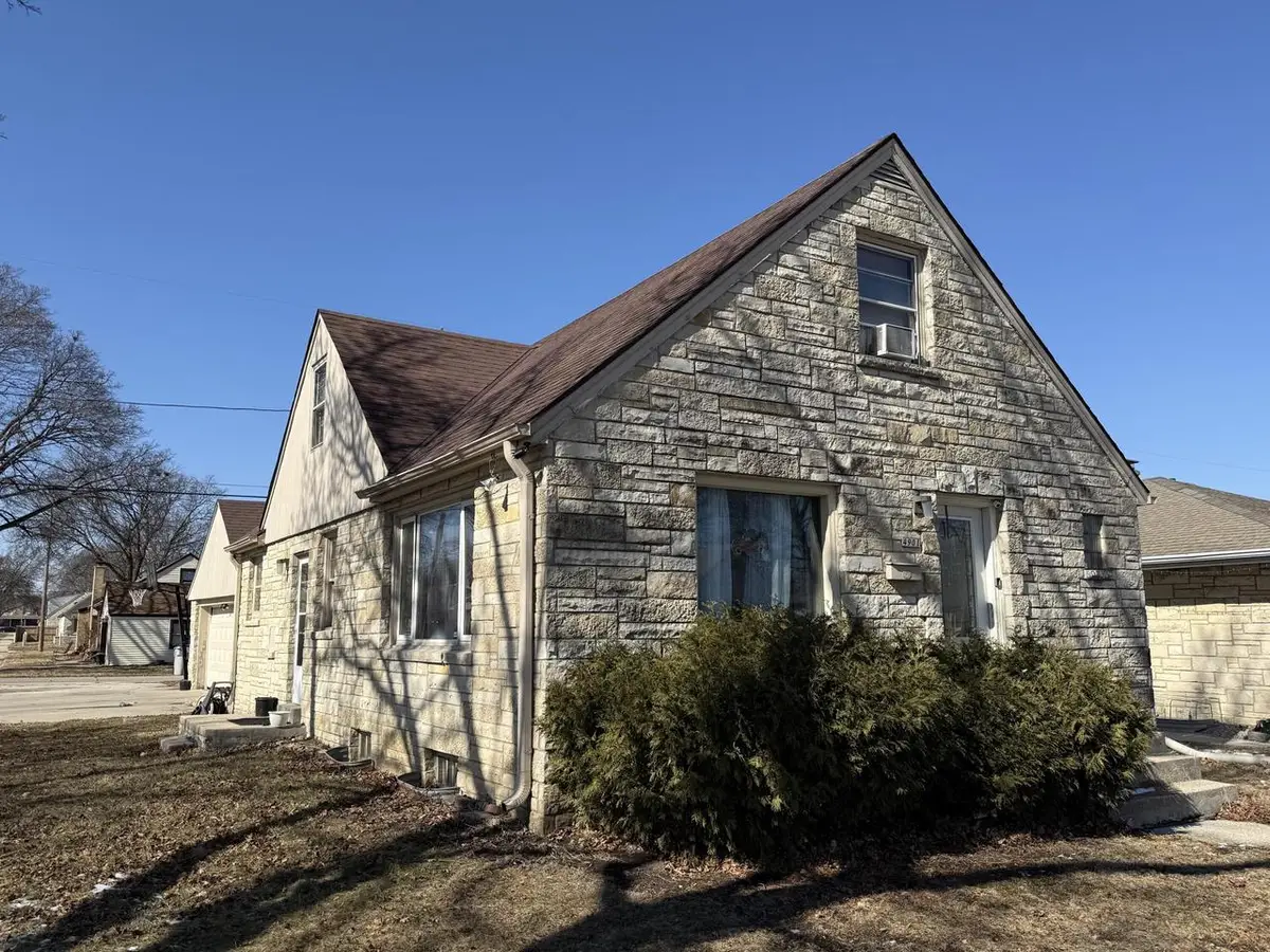4901 N 65th STREET, Milwaukee, WI 53218 - #1